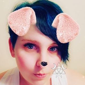 Meet your Posher, Catie